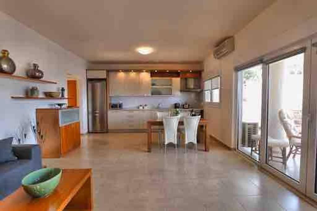 Eleni Sea View Luxury Apartment In Mades Ligaria  Dış mekan fotoğraf